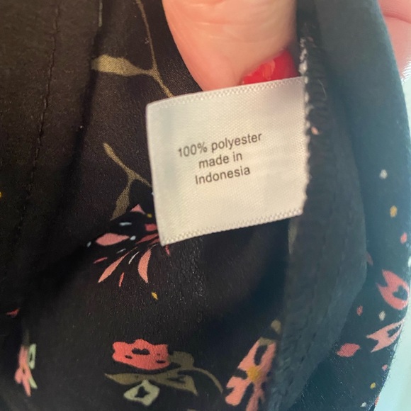 🌸 Lane Bryant Floral Top 18 🌸 - Picture 6 of 6